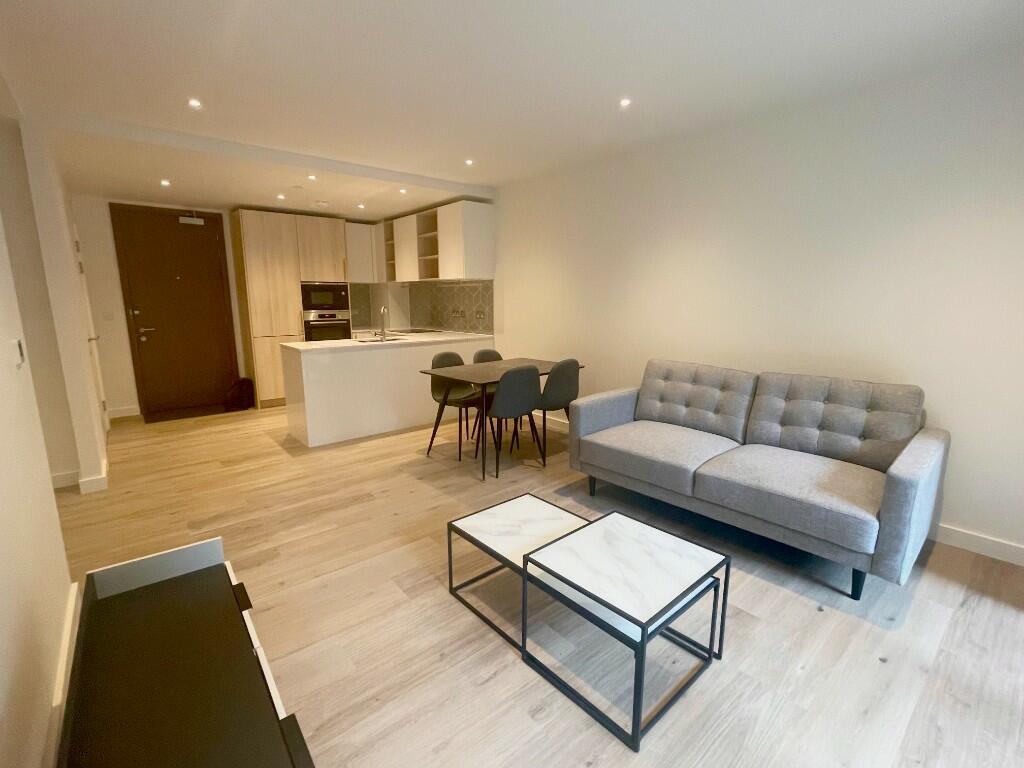a picture of Blenheim Mansions apartment