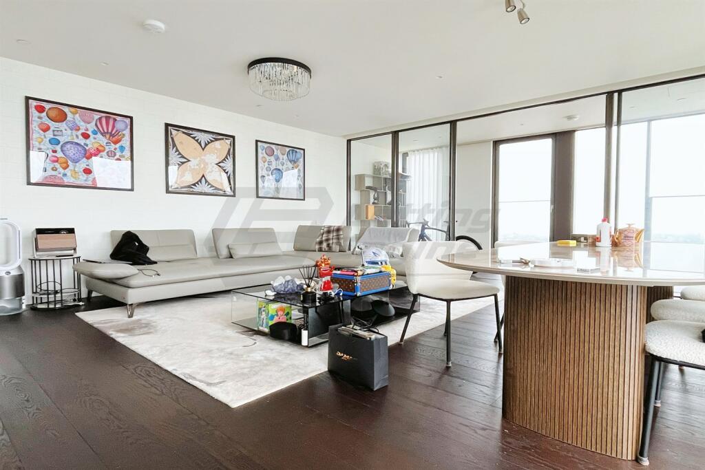 Damac Tower flat
