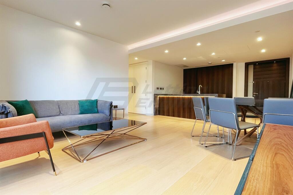 Lincoln Square flat